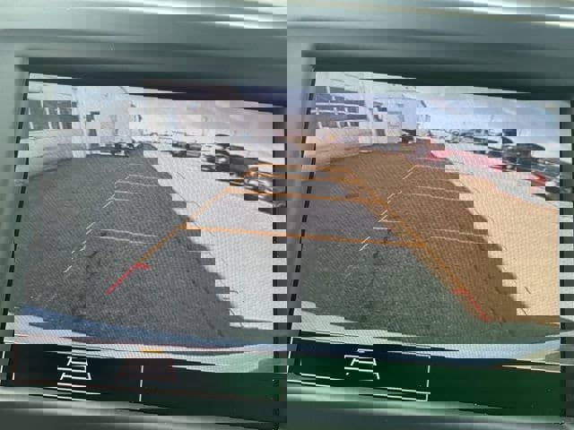 Used 2024 Chevrolet Equinox LT image 2