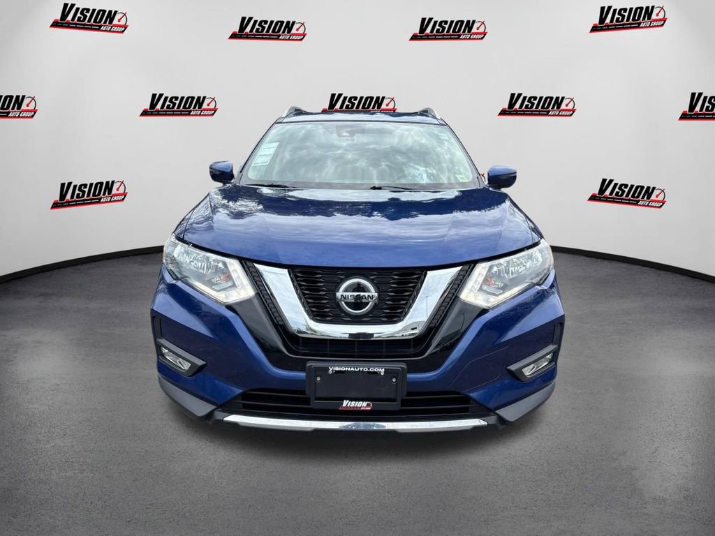 Used 2020 Nissan Rogue SV AWD/4WD image 2
