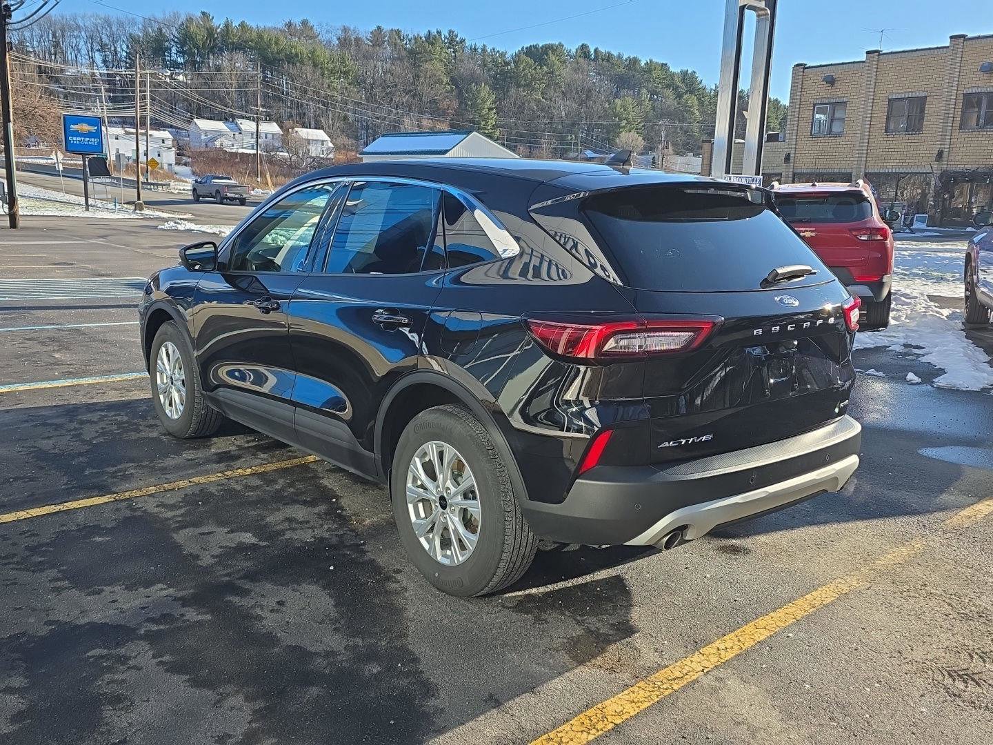 Used 2023 Ford Escape Active w/ Tech Pack #2 image 7
