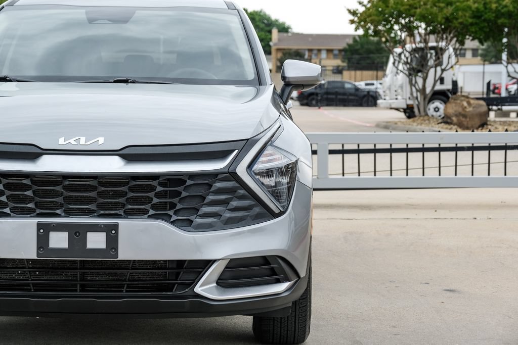 Used 2023 Kia Sportage LX AWD/4WD image 48