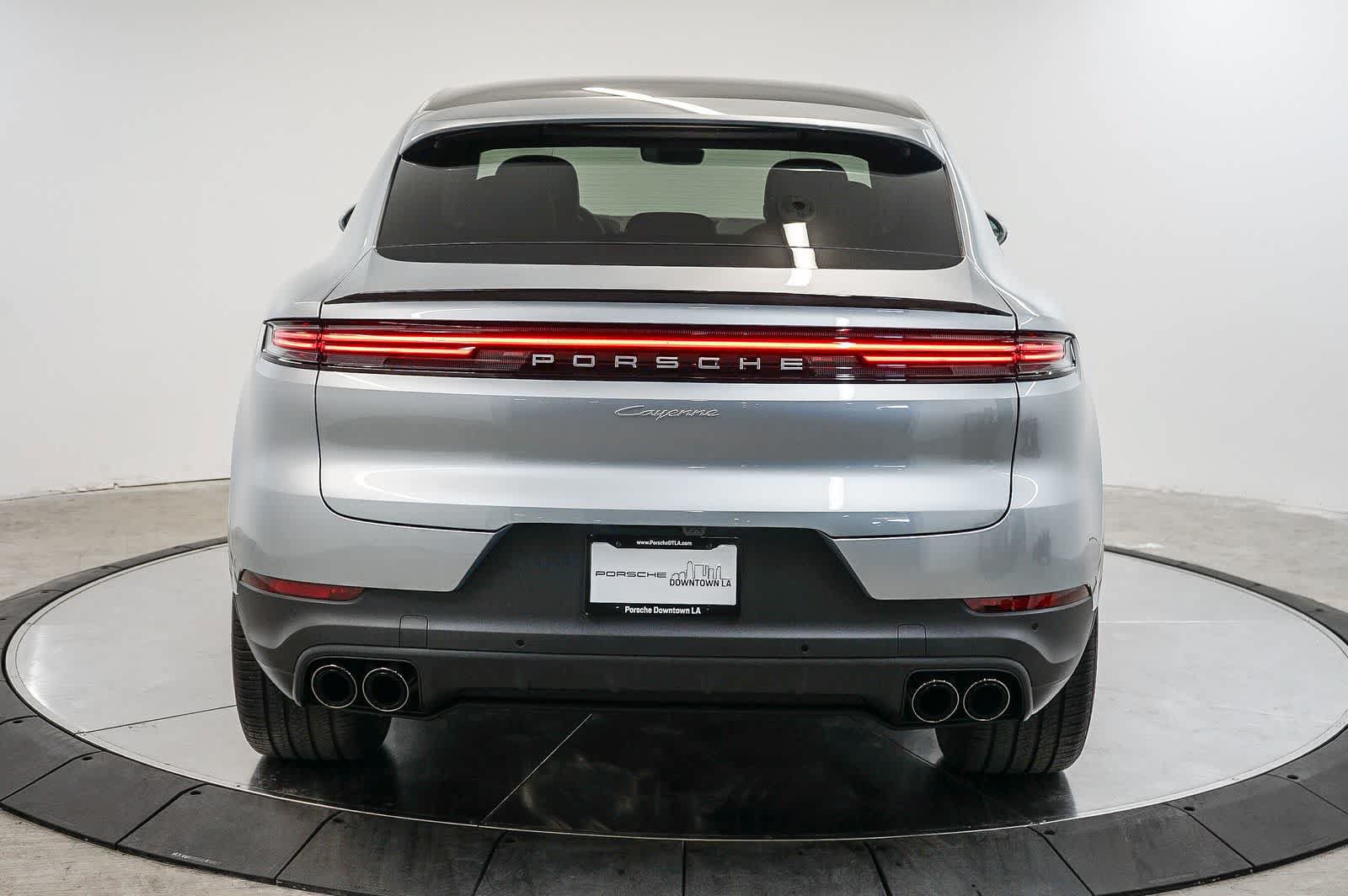 New 2026 Porsche Cayenne Coupe AWD/4WD image 10