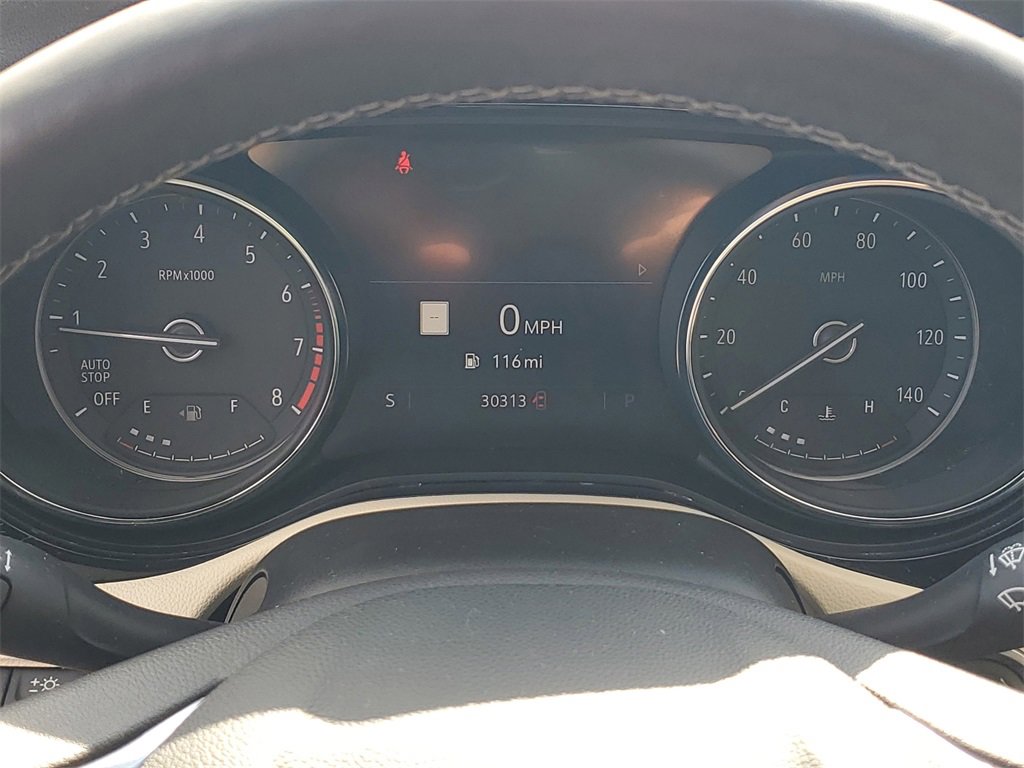 Used 2020 Buick Encore GX Essence w/ Advanced Technology Package image 27