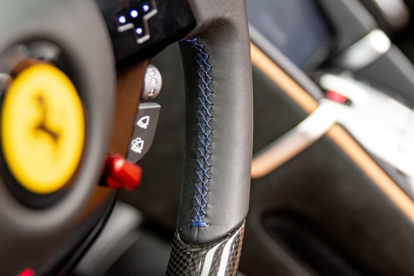 Used 2025 Ferrari Roma Spider RWD image 27