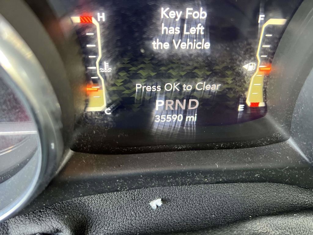 Certified 2018 Jeep Wrangler Unlimited Sahara image 39