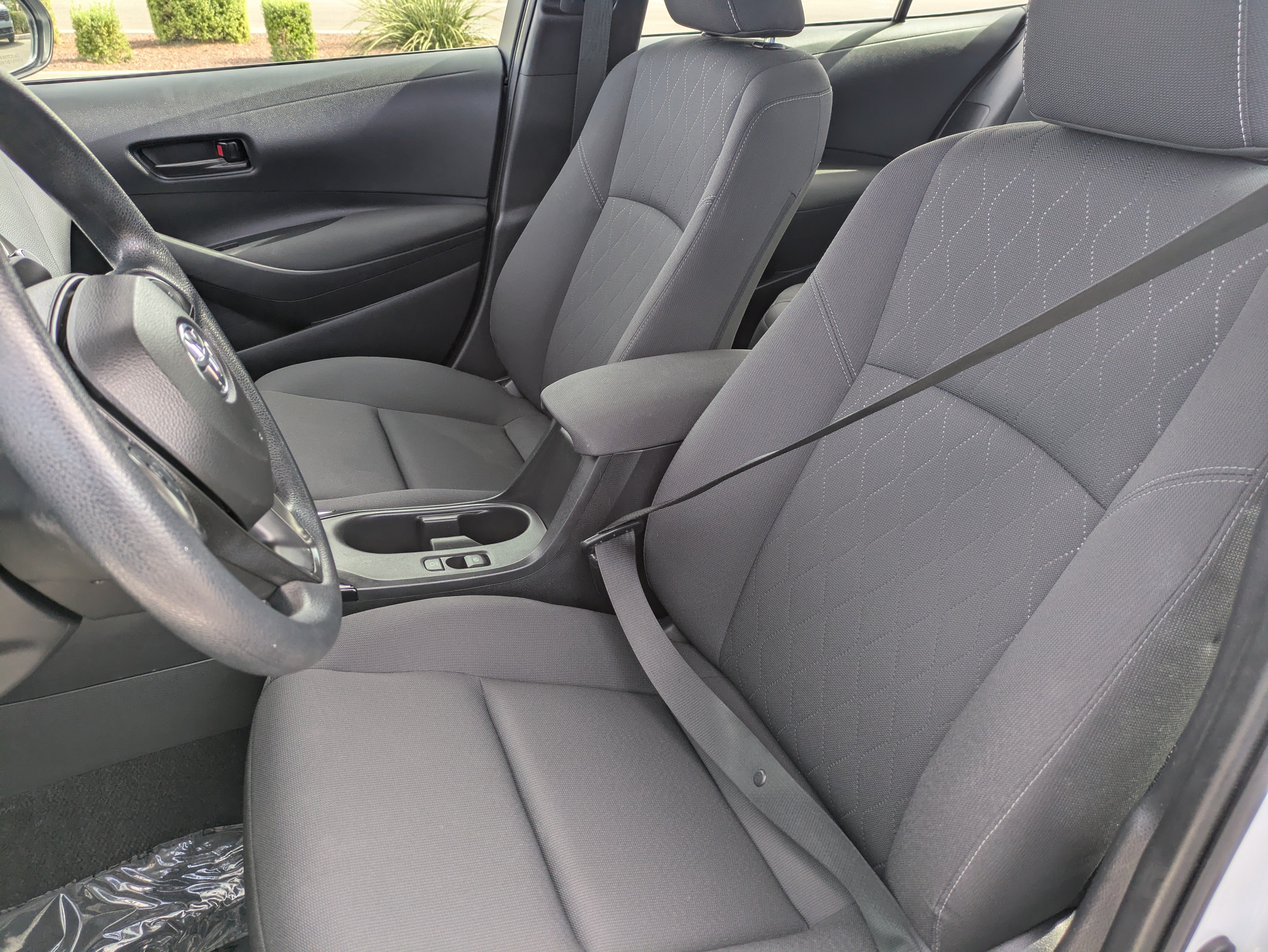 Used 2024 Toyota Corolla LE FWD image 25