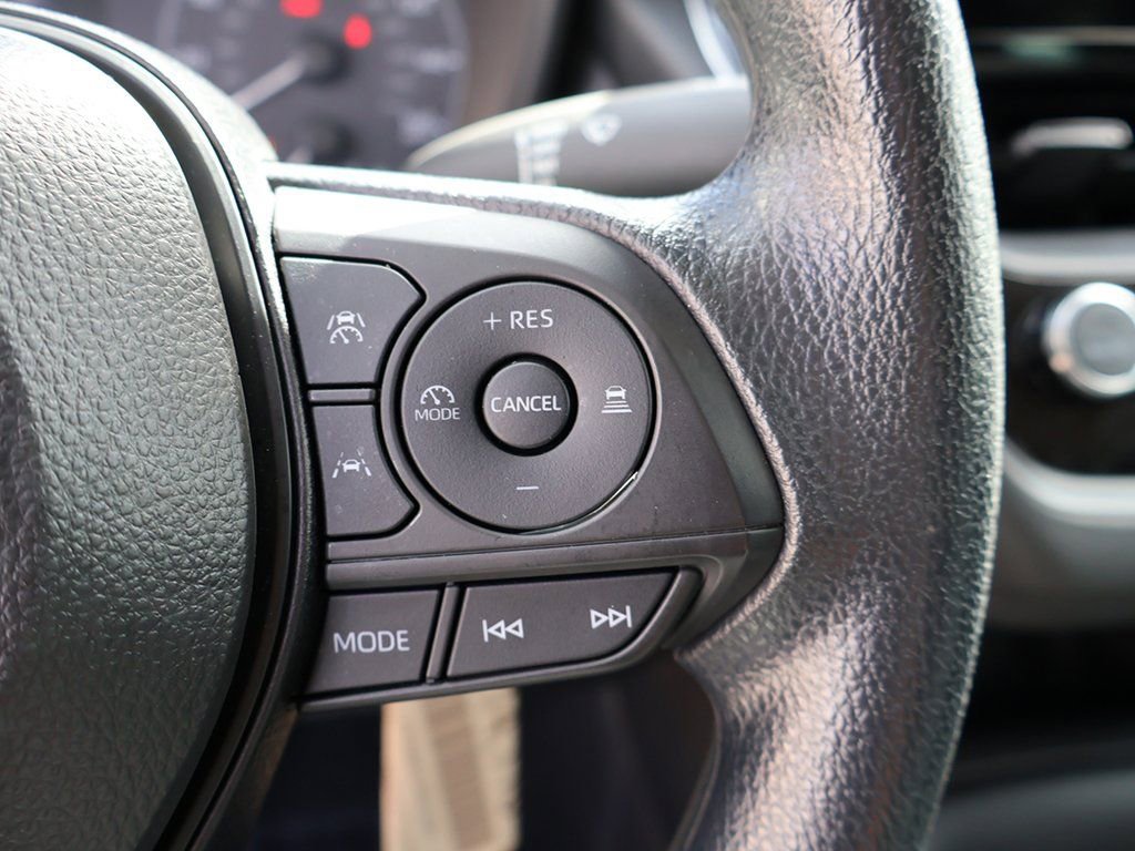 Used 2024 Toyota Corolla LE image 40