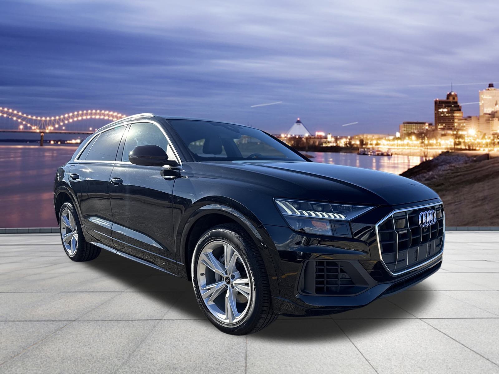Used 2023 Audi Q8 Premium image 4
