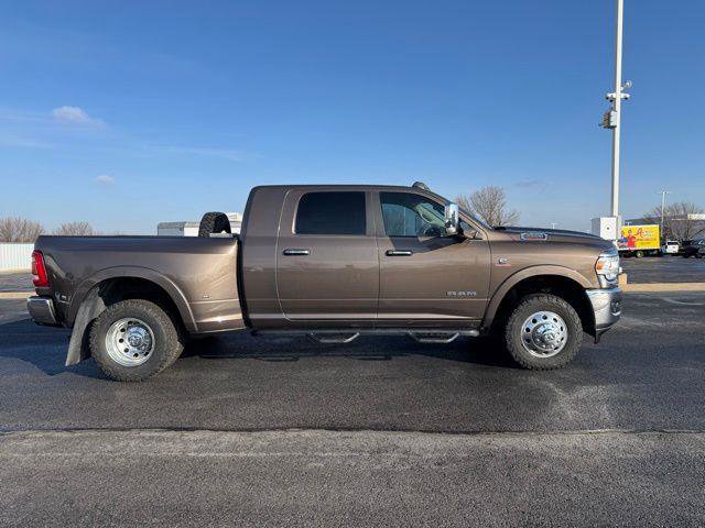 Used 2019 RAM 3500 Laramie image 9