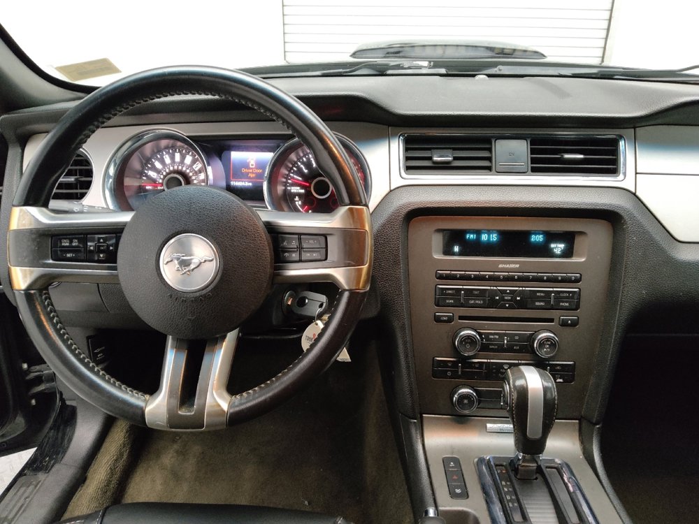 Used 2014 Ford Mustang Premium image 22