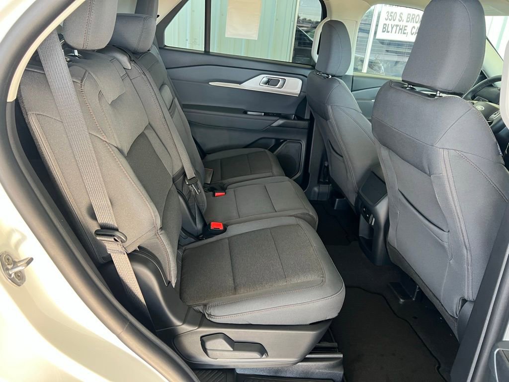 New 2026 Ford Explorer Active image 23