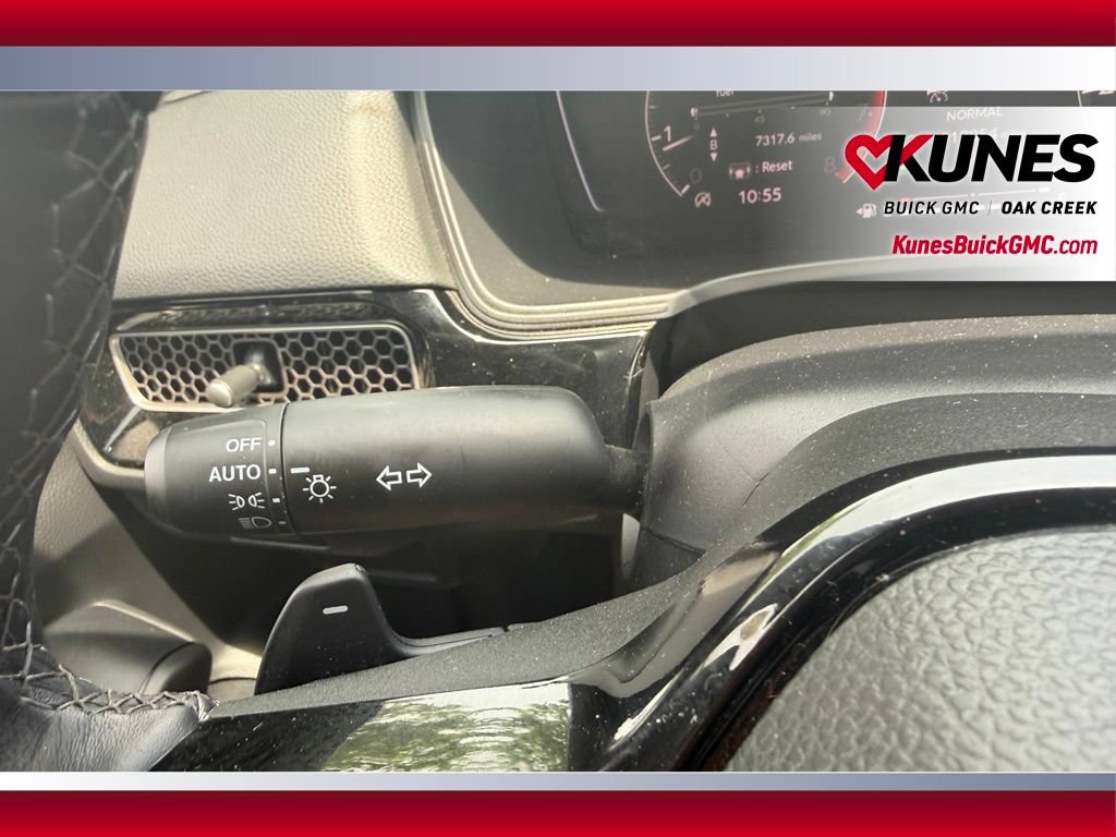 Used 2025 Honda Civic Sport image 18