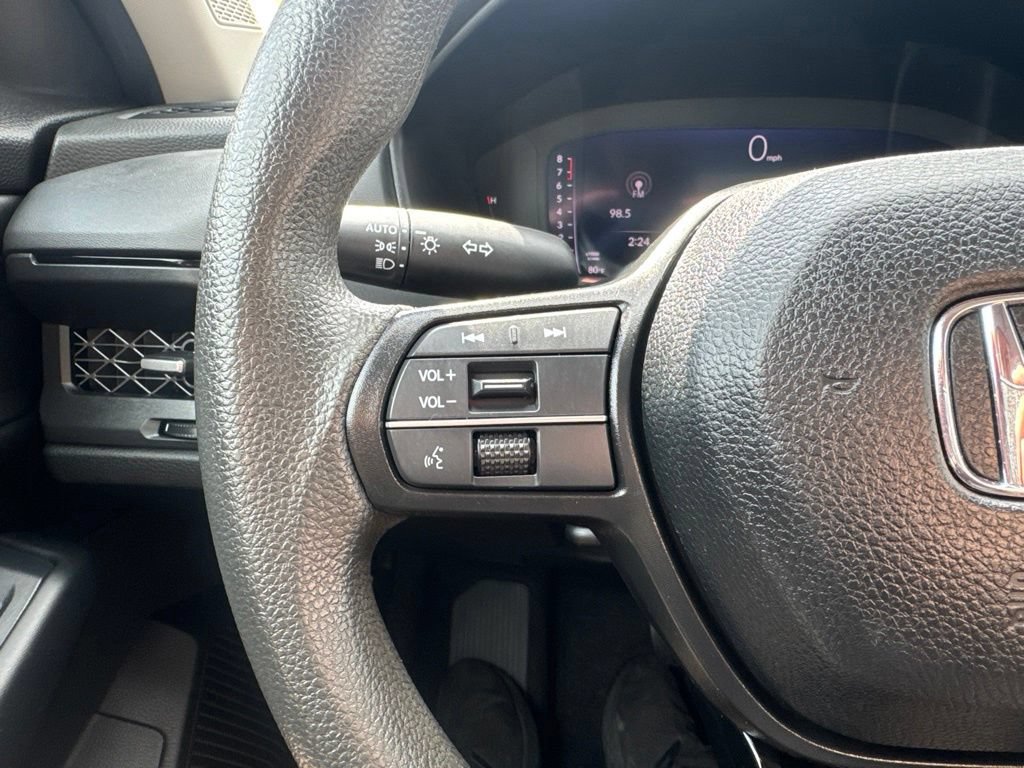 Certified 2024 Honda Accord EX image 27