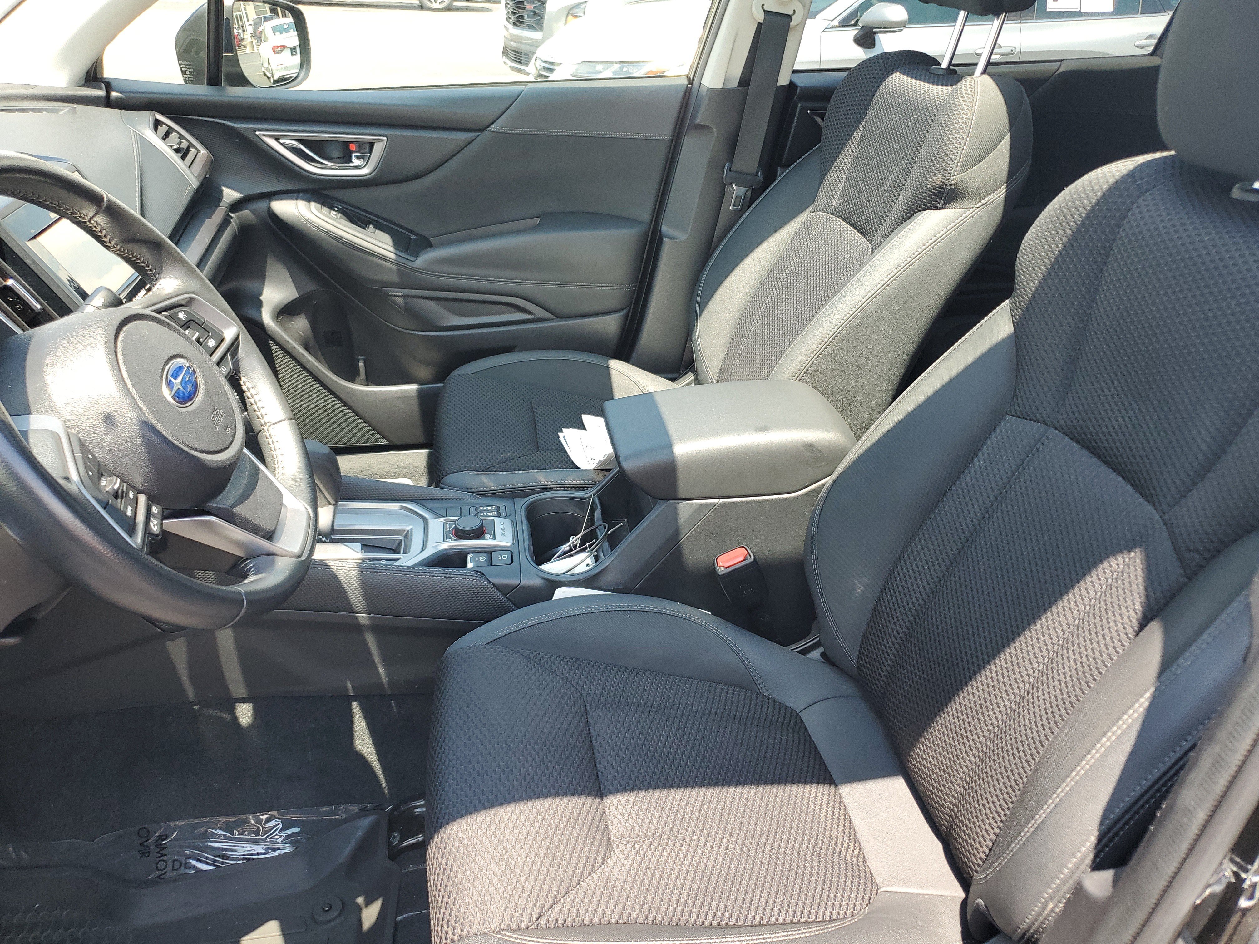Used 2024 Subaru Forester Premium AWD/4WD image 16