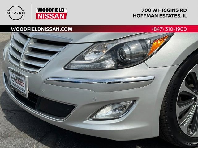 Used 2013 Hyundai Genesis 5.0 R-Spec RWD image 9