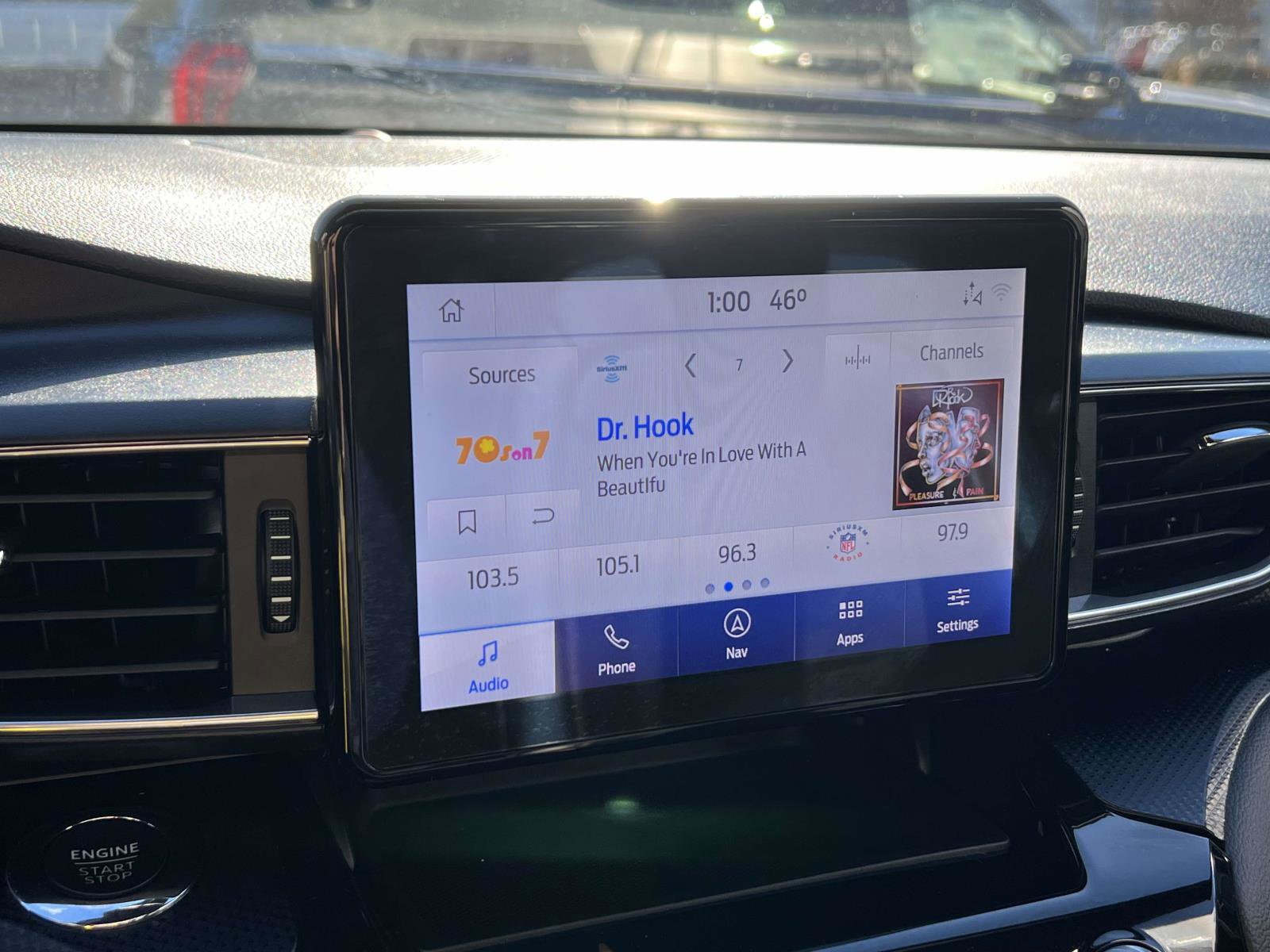 Certified 2022 Ford Explorer ST-Line w/ Class IV Trailer Tow Package image 29