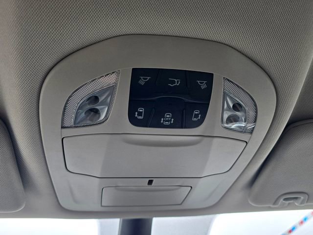 Certified 2024 Chrysler Voyager LX image 19