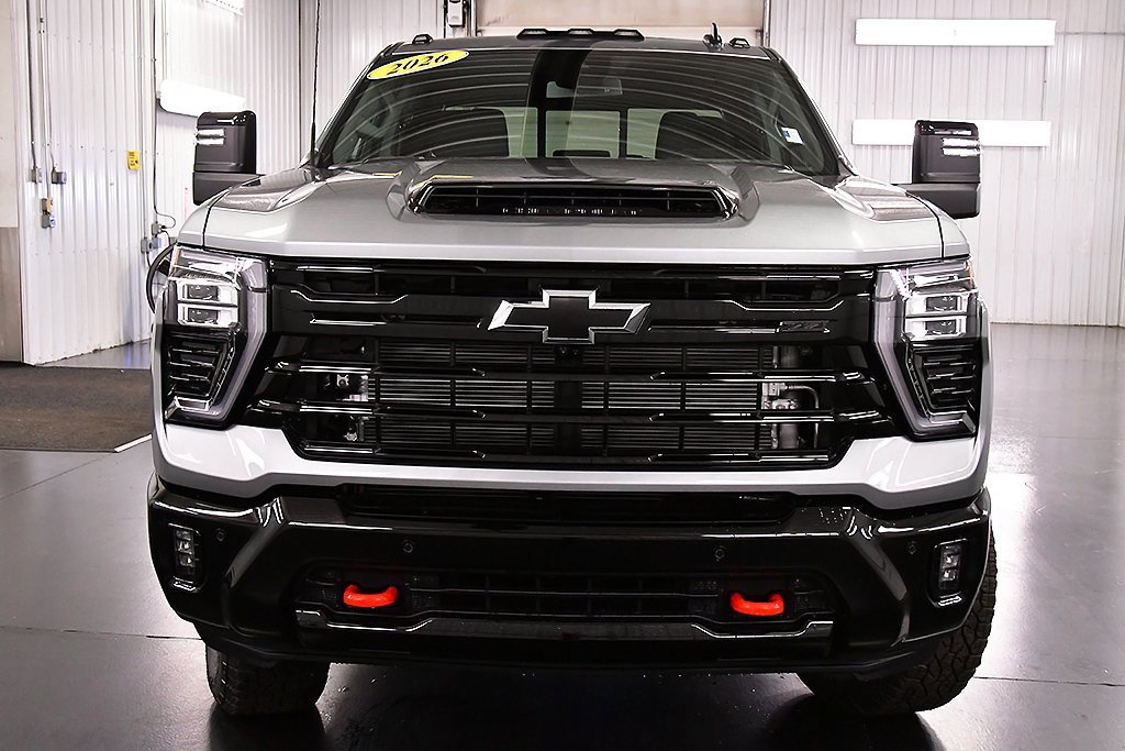 New 2026 Chevrolet Silverado 3500 LT w/ Trail Boss Package image 2