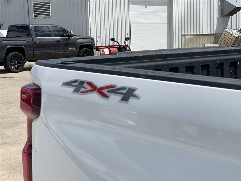 Used 2023 Chevrolet Silverado 1500 LT w/ Protection Package image 57