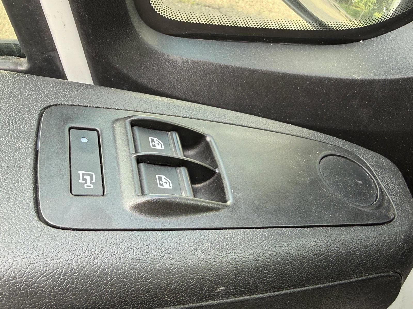Used 2023 RAM ProMaster 2500 FWD image 21