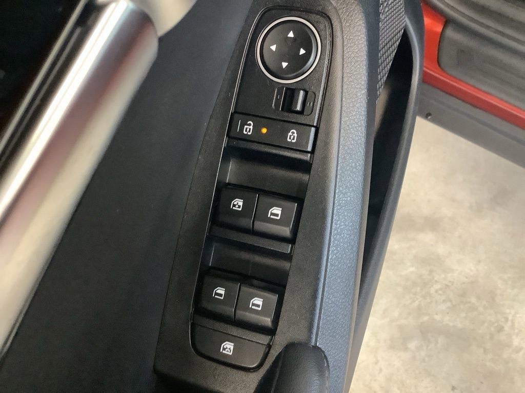 Certified 2025 Kia Seltos S AWD/4WD image 16