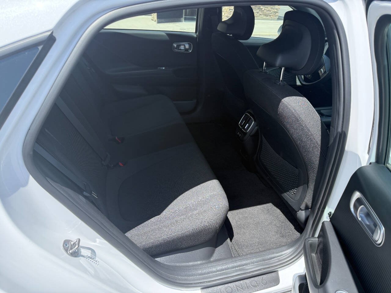 Used 2023 Hyundai Ioniq 6 SE AWD/4WD image 11