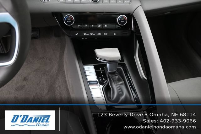 Used 2024 Hyundai Elantra SEL w/ Convenience Package FWD image 33