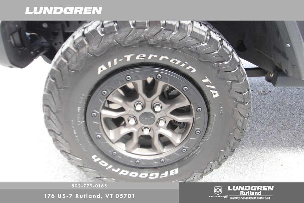 Used 2022 Jeep Wrangler Unlimited Rubicon w/ Dual Top Group AWD/4WD image 26