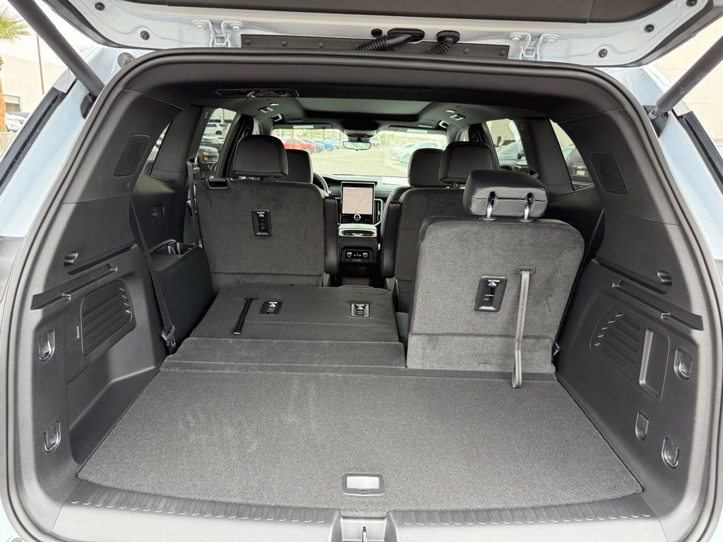 New 2026 GMC Acadia AT4 image 20