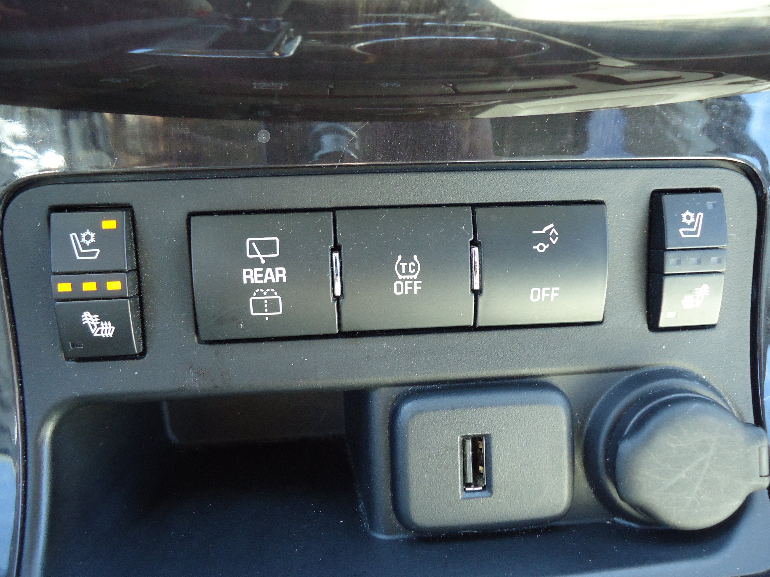 Used 2015 Buick Enclave Premium AWD/4WD image 19
