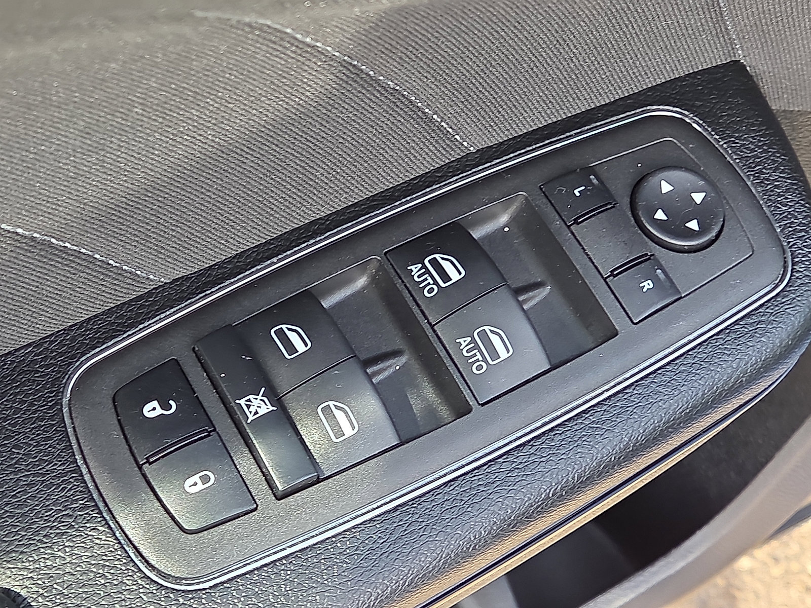 Used 2023 Dodge Charger SXT w/ Blacktop Package RWD image 9