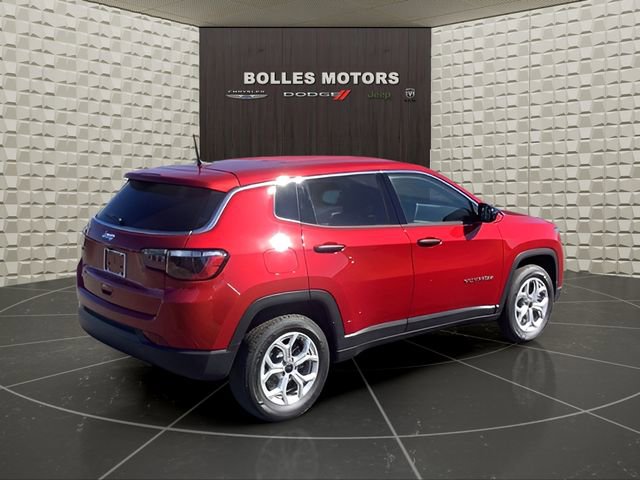 Certified 2025 Jeep Compass Sport image 4