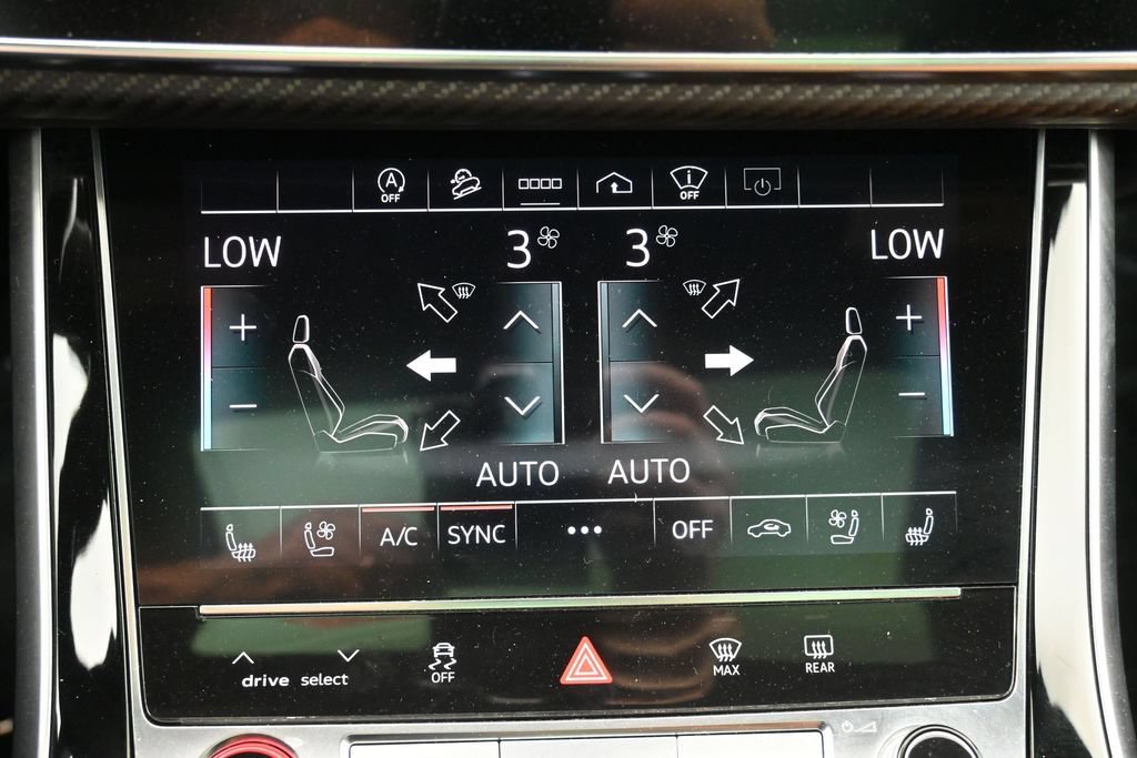 Used 2021 Audi RS Q8 AWD/4WD image 17