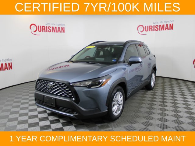 Used 2023 Toyota Corolla Cross LE FWD image 2