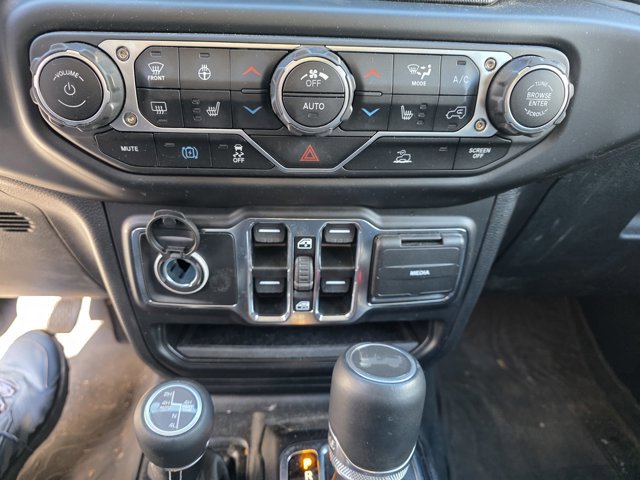 Used 2023 Jeep Wrangler Sahara w/ Cold Weather Group image 8