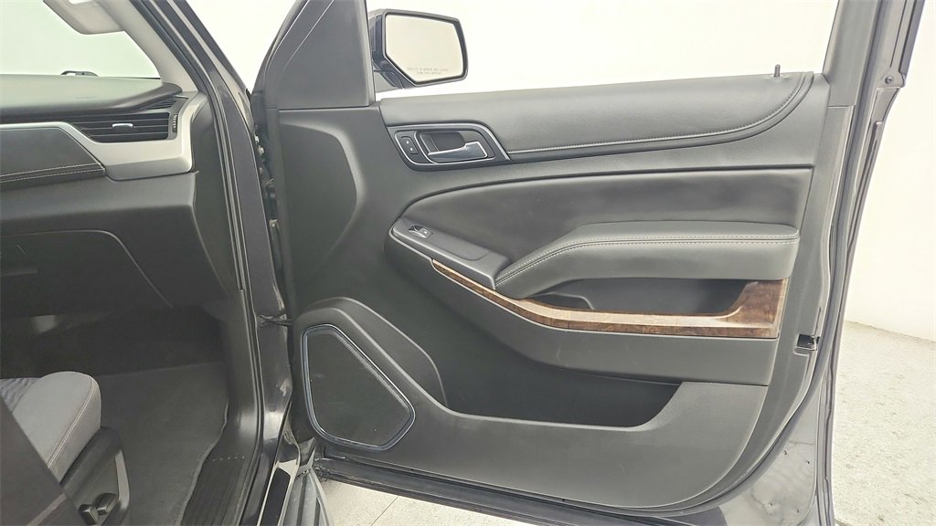 Used 2018 Chevrolet Tahoe LS w/ Skid Plate Package image 33