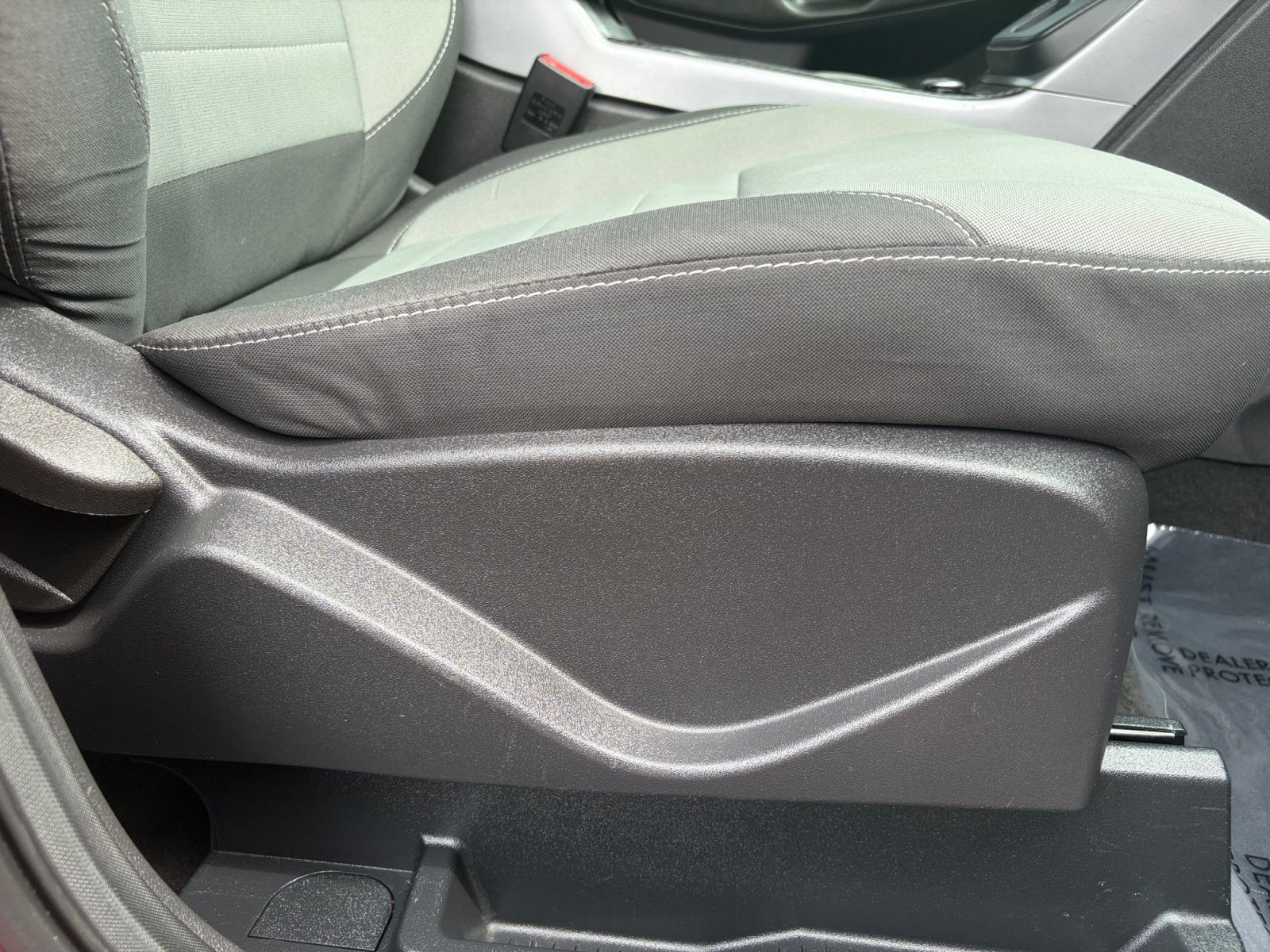 Used 2015 Ford Escape SE AWD/4WD image 32