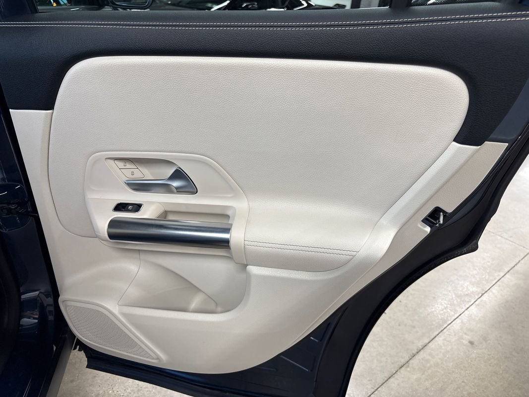 Used 2023 Mercedes-Benz GLA 250 4MATIC image 47