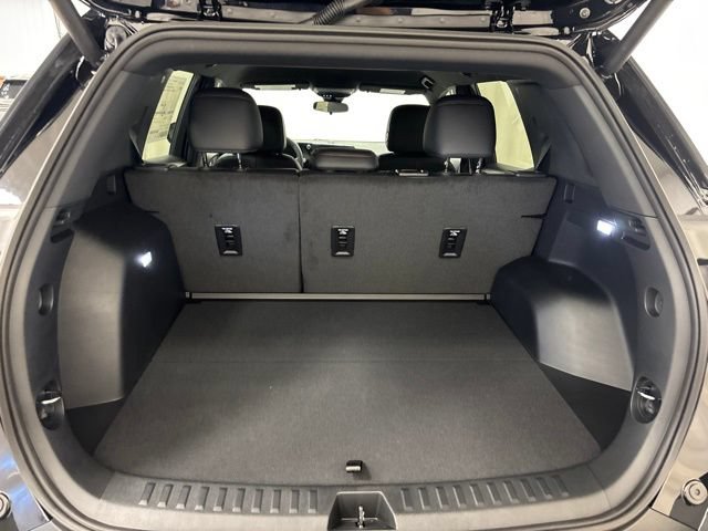New 2027 Chevrolet Equinox RS AWD/4WD image 14