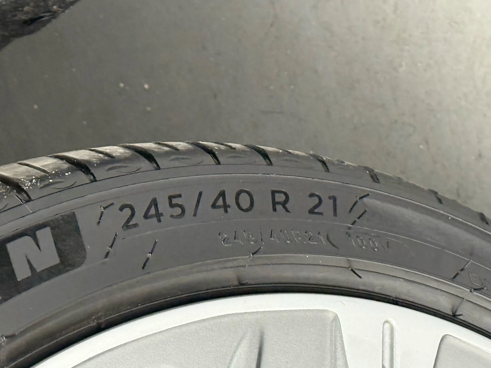 Used 2023 Genesis G90 3.5T image 47