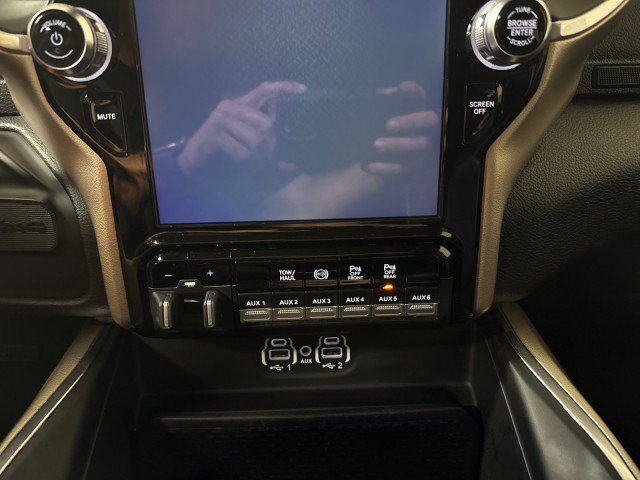 Used 2020 RAM 3500 Laramie image 26