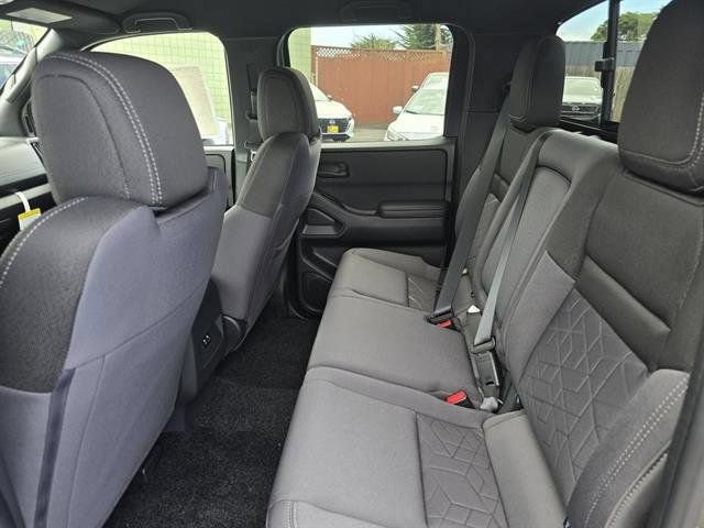 New 2026 Nissan Frontier SV w/ Tow Package AWD/4WD image 9