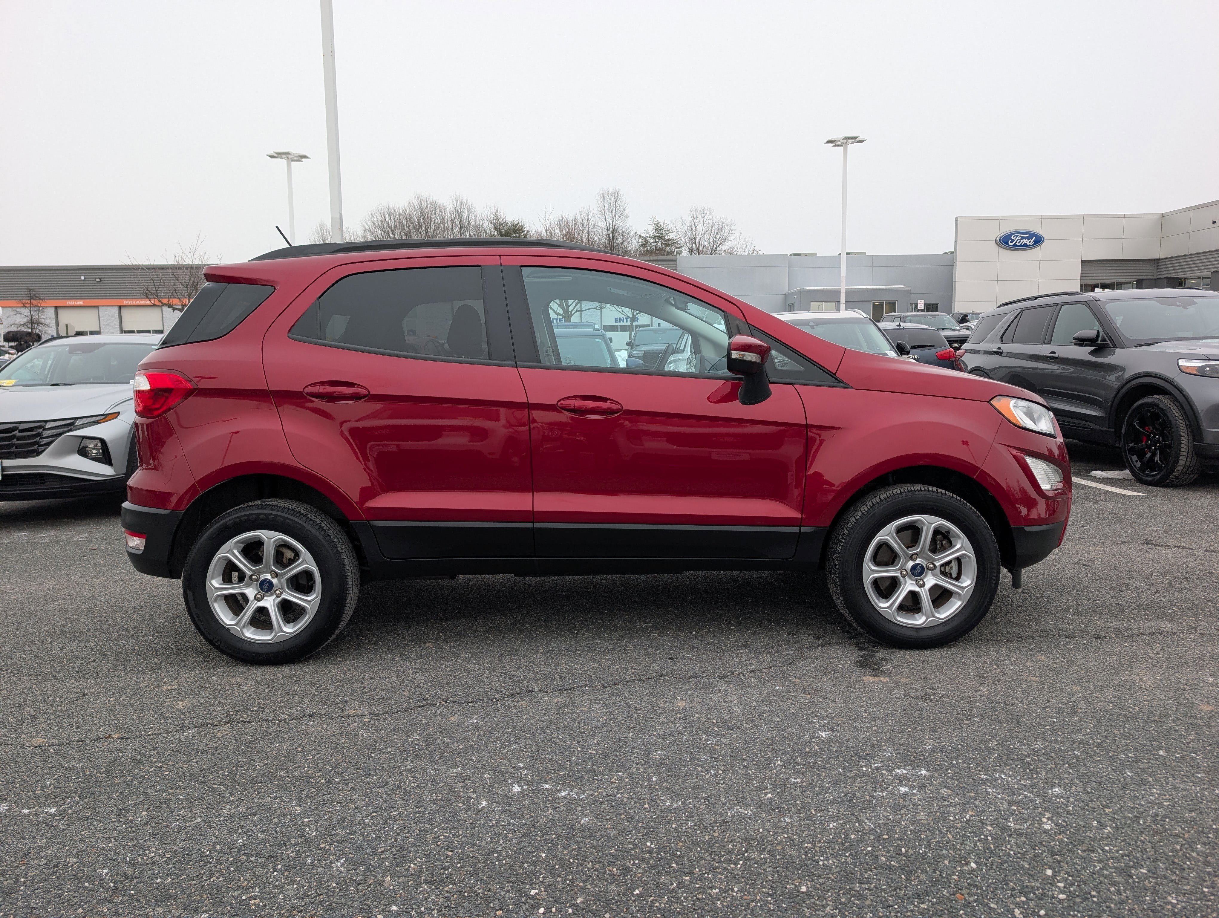 Certified 2020 Ford EcoSport SE image 2