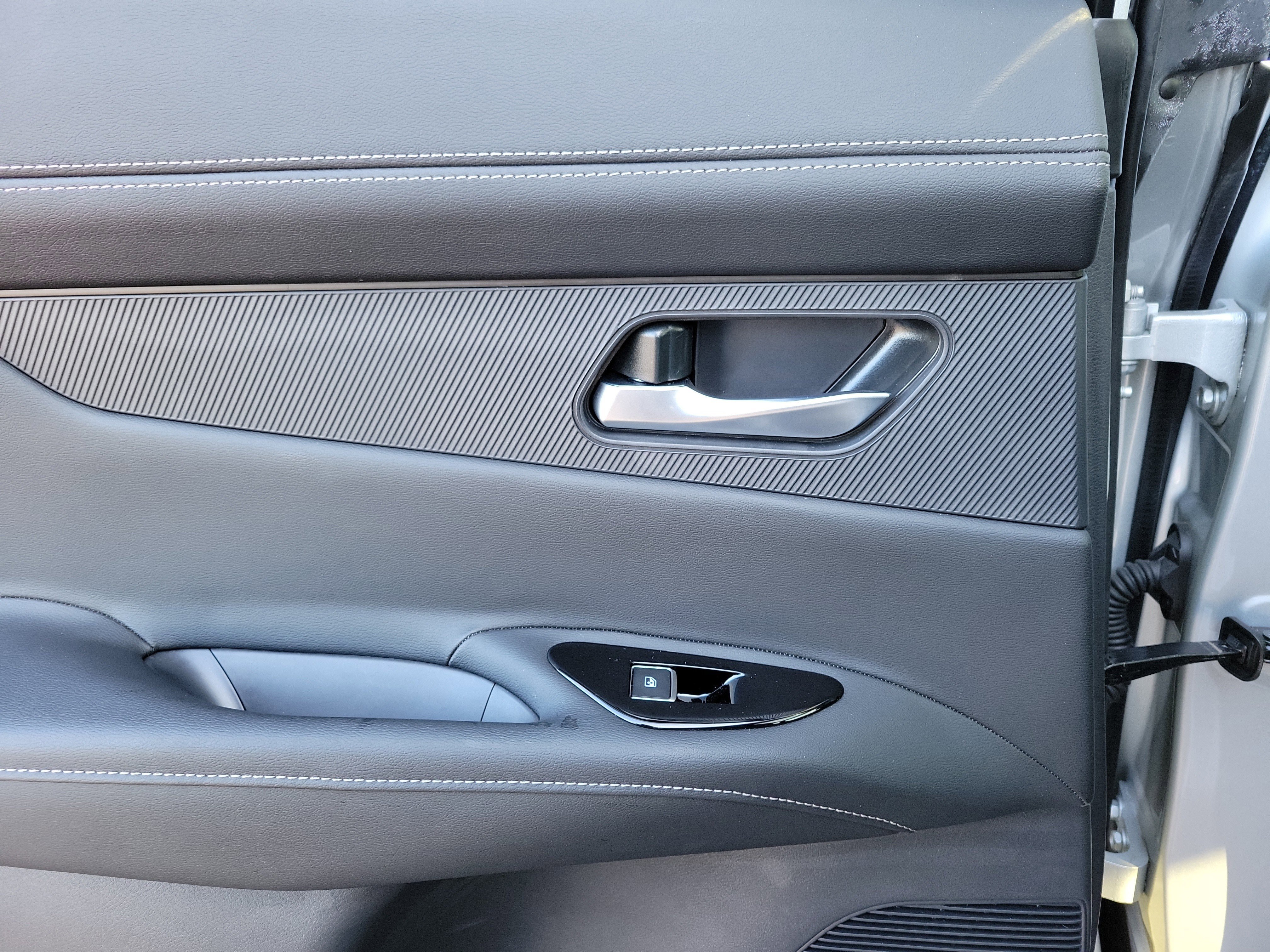 Certified 2025 Nissan Murano SL image 12