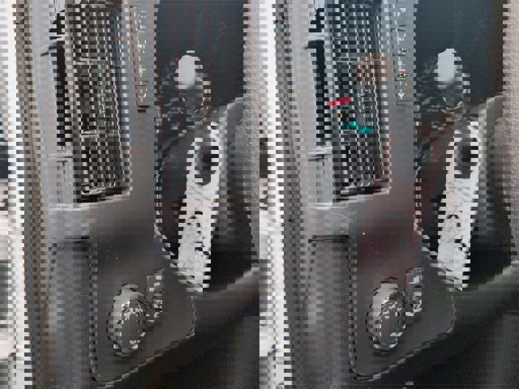 New 2026 Chevrolet Express 2500 Extended w/ Driver Convenience Package image 21