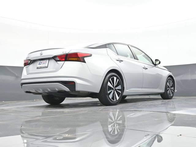 Used 2022 Nissan Altima 2.5 SV FWD image 46