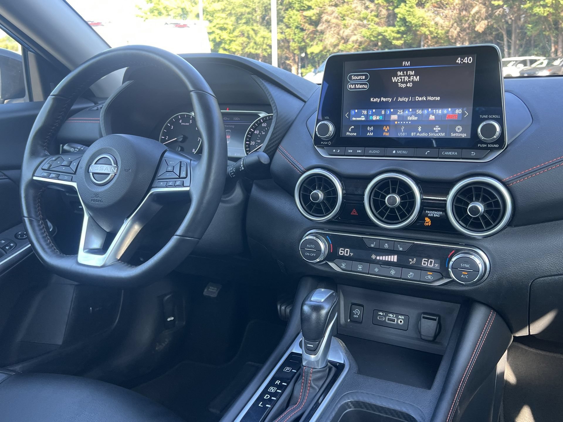 Used 2025 Nissan Sentra SR w/ SR Premium Package FWD image 3