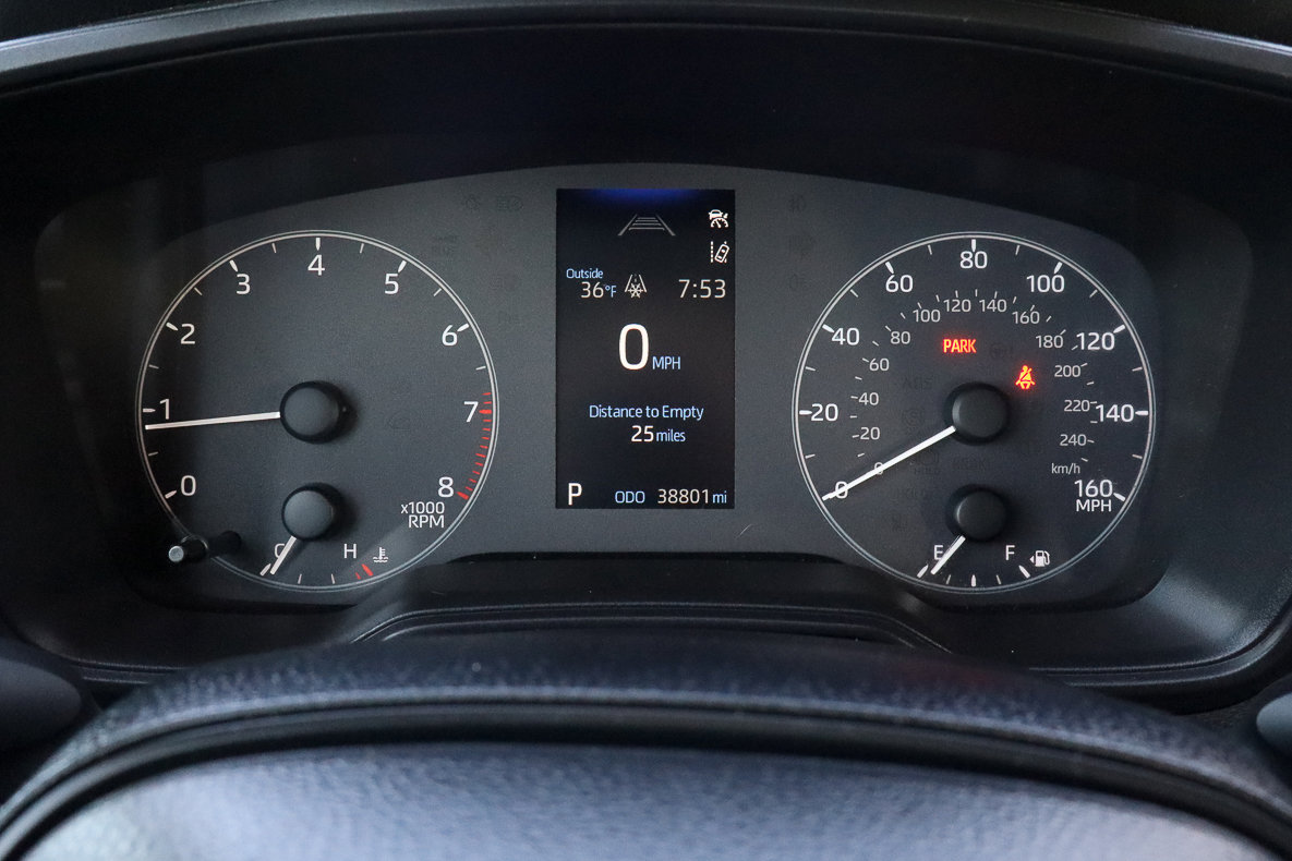Used 2025 Toyota Corolla LE FWD image 25