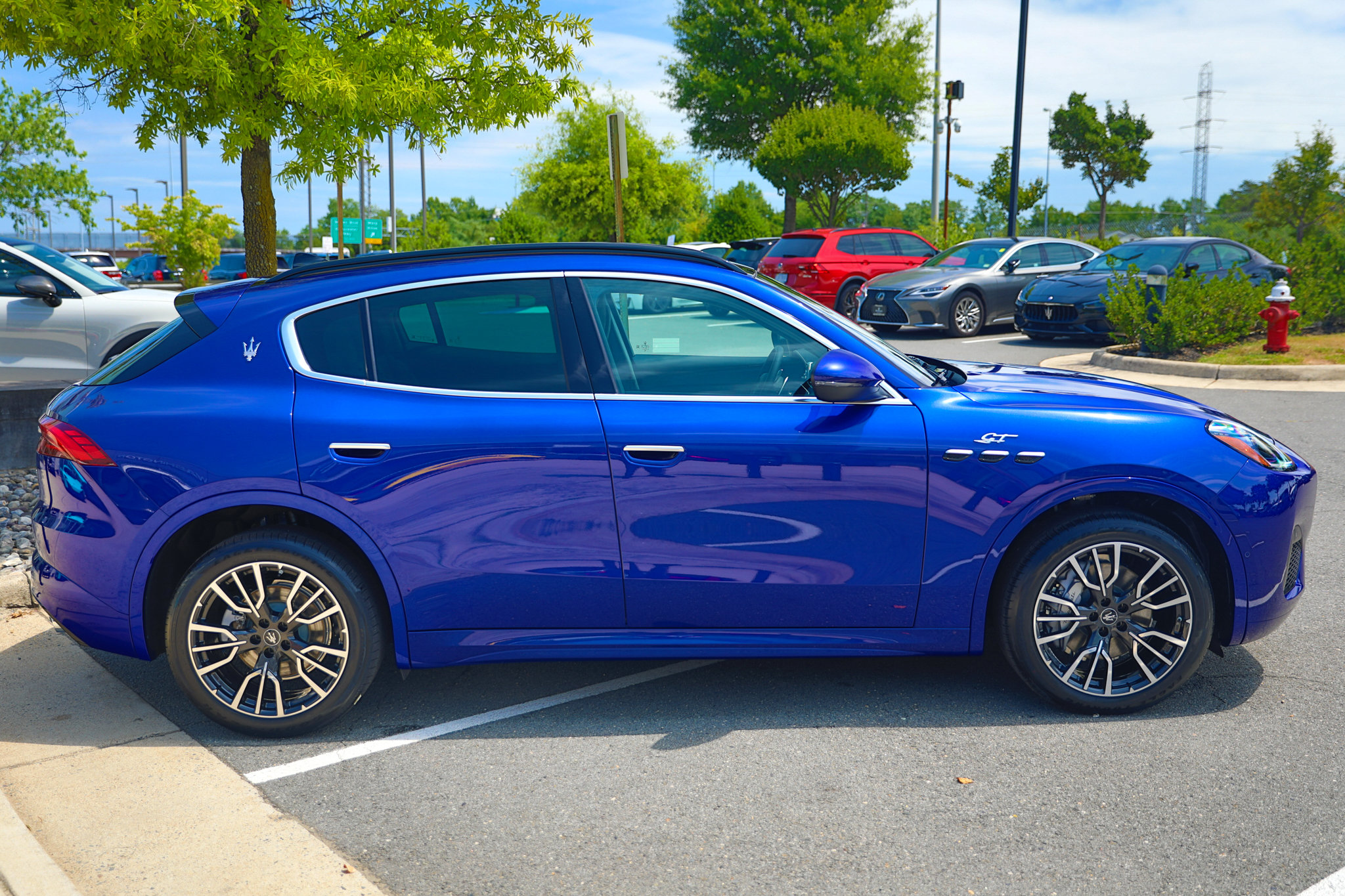 Used 2024 Maserati Grecale GT AWD/4WD image 4