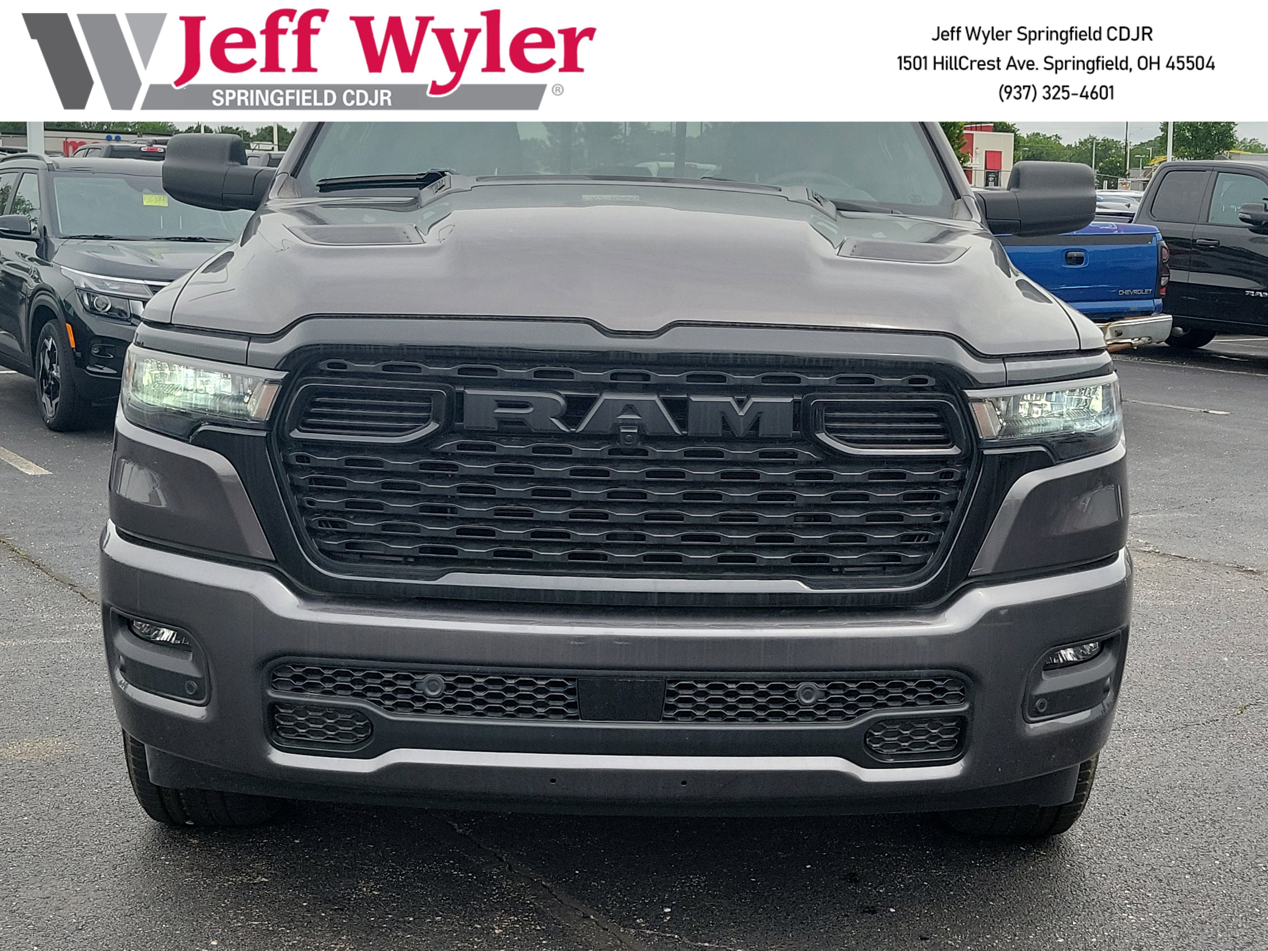 New 2026 RAM 1500 Express AWD/4WD image 2