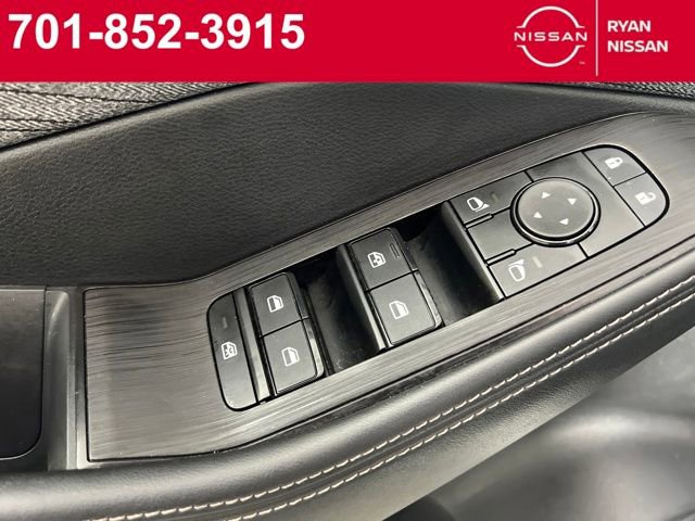 Certified 2023 Nissan Rogue SV image 27